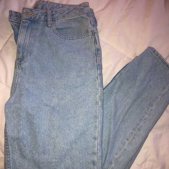 Forever 21 Mom Jeans - Picture 1 of 2